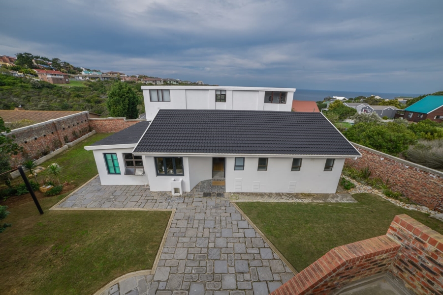 To Let 3 Bedroom Property for Rent in Dana Bay Western Cape
